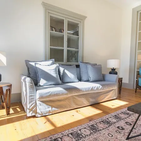 Lovelystay - Chiado Distinctive